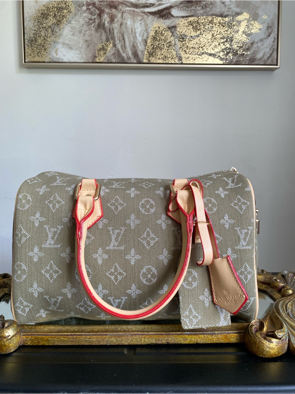 SHOULDER BAG